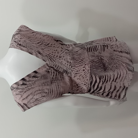 🟡CLEARANCE🟡 Banana Republic Animal Print Sleeveless Top Size Large - Picture 5 of 9